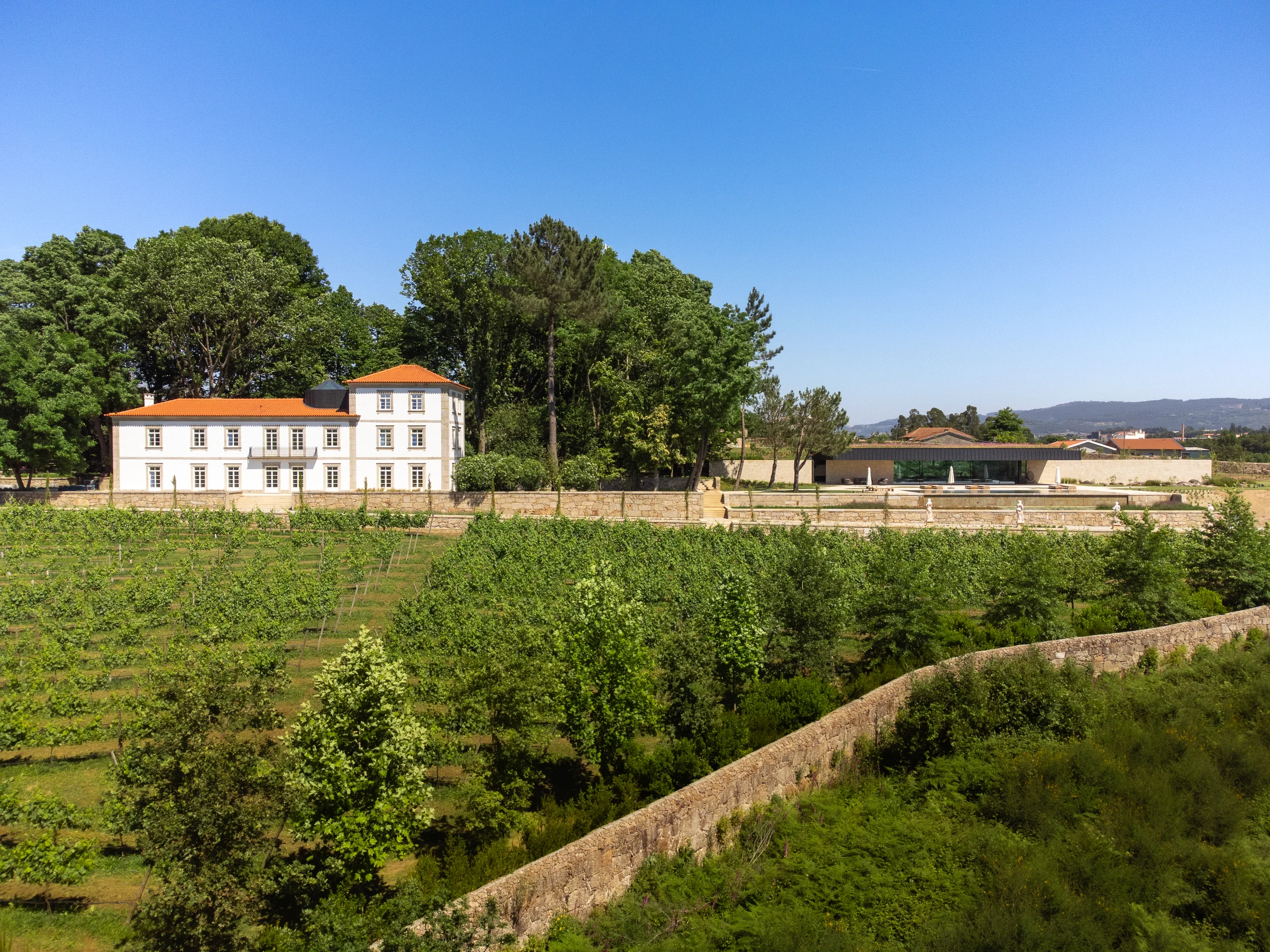Quinta das Águas na paisagem rural